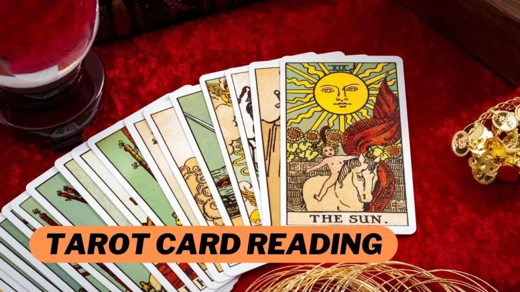 Tarot card reading से जुड़े रोचक fact और टैरो कार्ड रीडिंग का सही तरीका 22 टैरो कार्ड रीडिंग में प्रदर्शन का तरीका